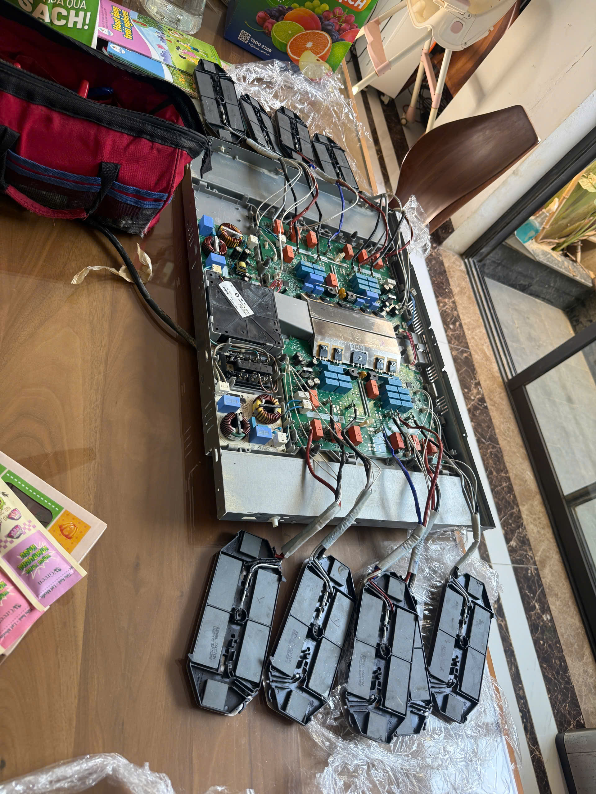 Sửa chữa bếp từ đa điểm nhập khẩu tại nhà khách hàng Sửa chữa bếp từ đa điểm nhập khẩu tại nhà khách hàng