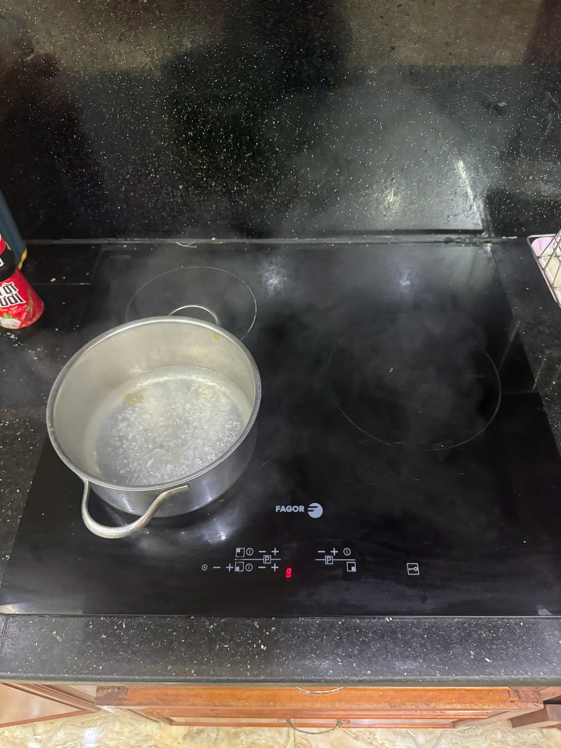 Trung tâm bảo hành & sửa chữa bếp từ Fagor Trung tâm bảo hành & sửa chữa bếp từ Fagor